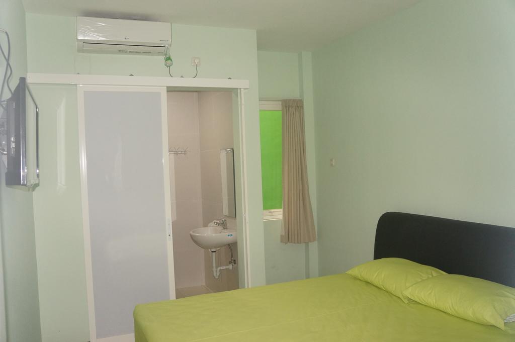 Budget Guest House Tunas Mandiri Jaya مالانغ الغرفة الصورة