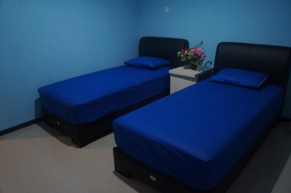 Budget Guest House Tunas Mandiri Jaya مالانغ الغرفة الصورة